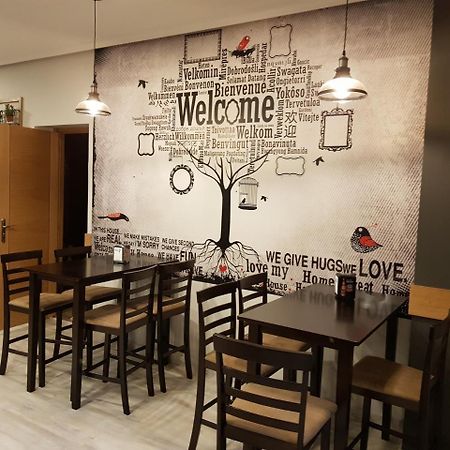 Hostal Restaurante El Abuelo Trobajo Del Camino Zewnętrze zdjęcie