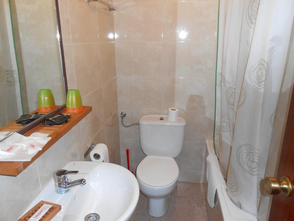 Hostal Restaurante El Abuelo Trobajo Del Camino Pokój zdjęcie