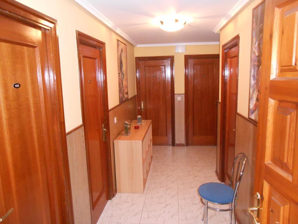 Hostal Restaurante El Abuelo Trobajo Del Camino Zewnętrze zdjęcie