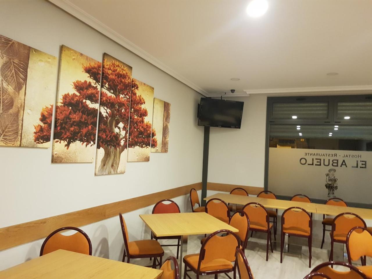 Hostal Restaurante El Abuelo Trobajo Del Camino Zewnętrze zdjęcie